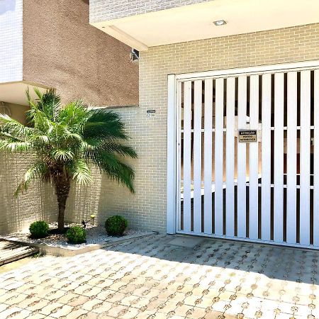 Residencial Florida Ll - 150Mt Praia De Mariscal Apartment Bombinhas Exterior photo